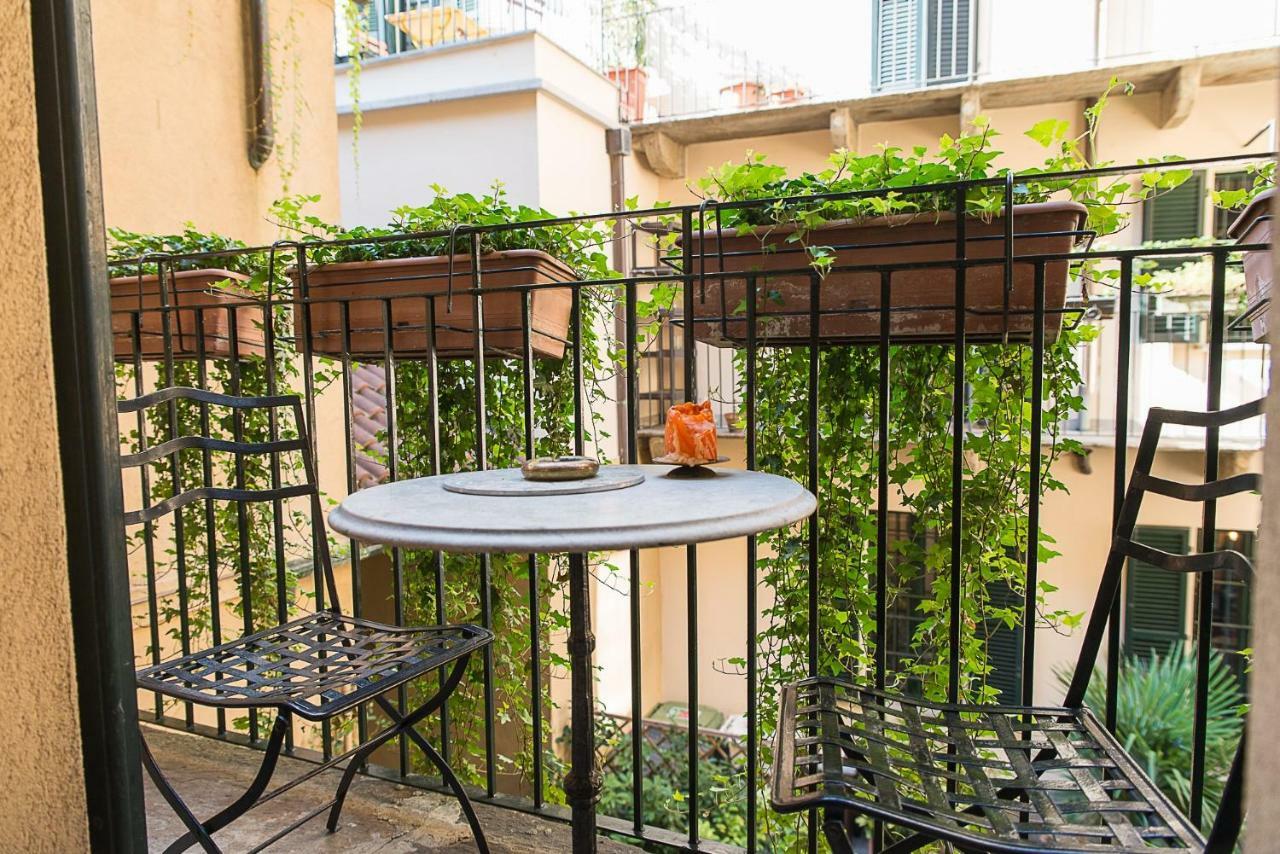 Flowers' Lane Milan Exterior photo